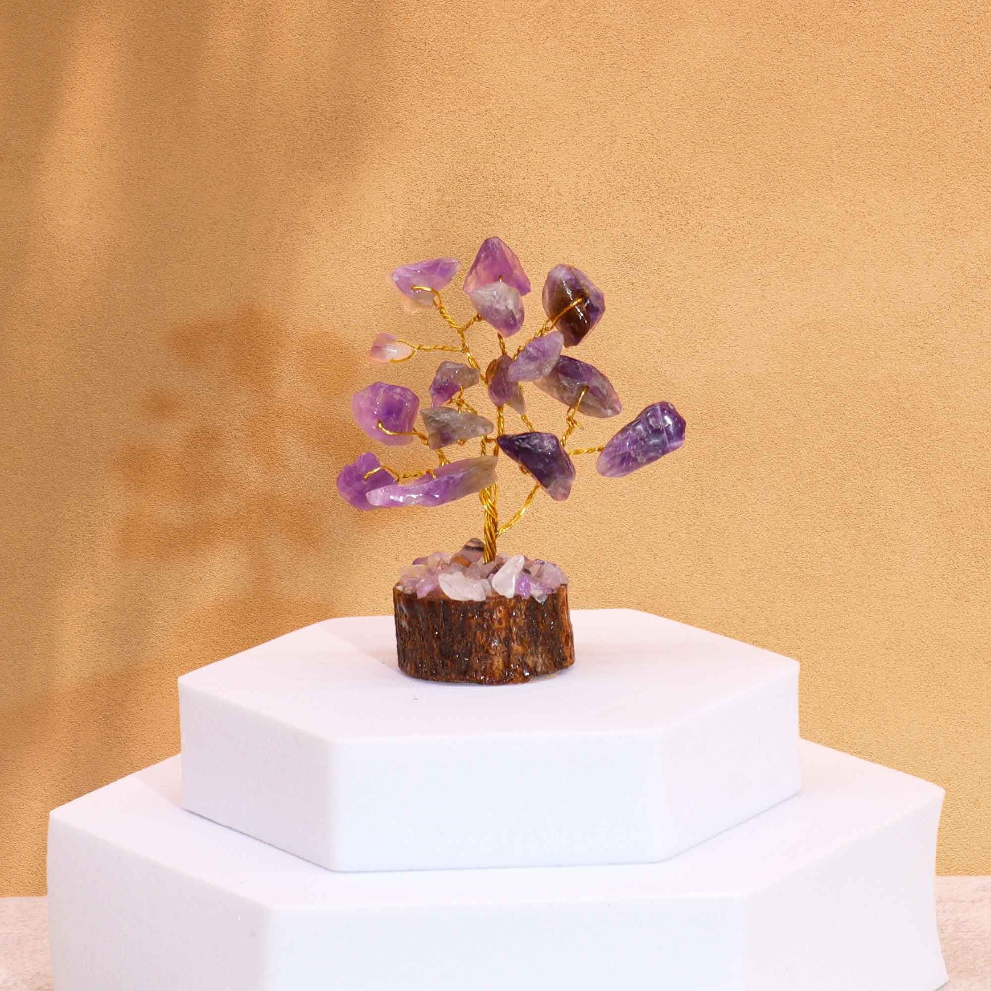 Mini árbol de piedras preciosas sobre base de madera - Amatista (15 piedras)