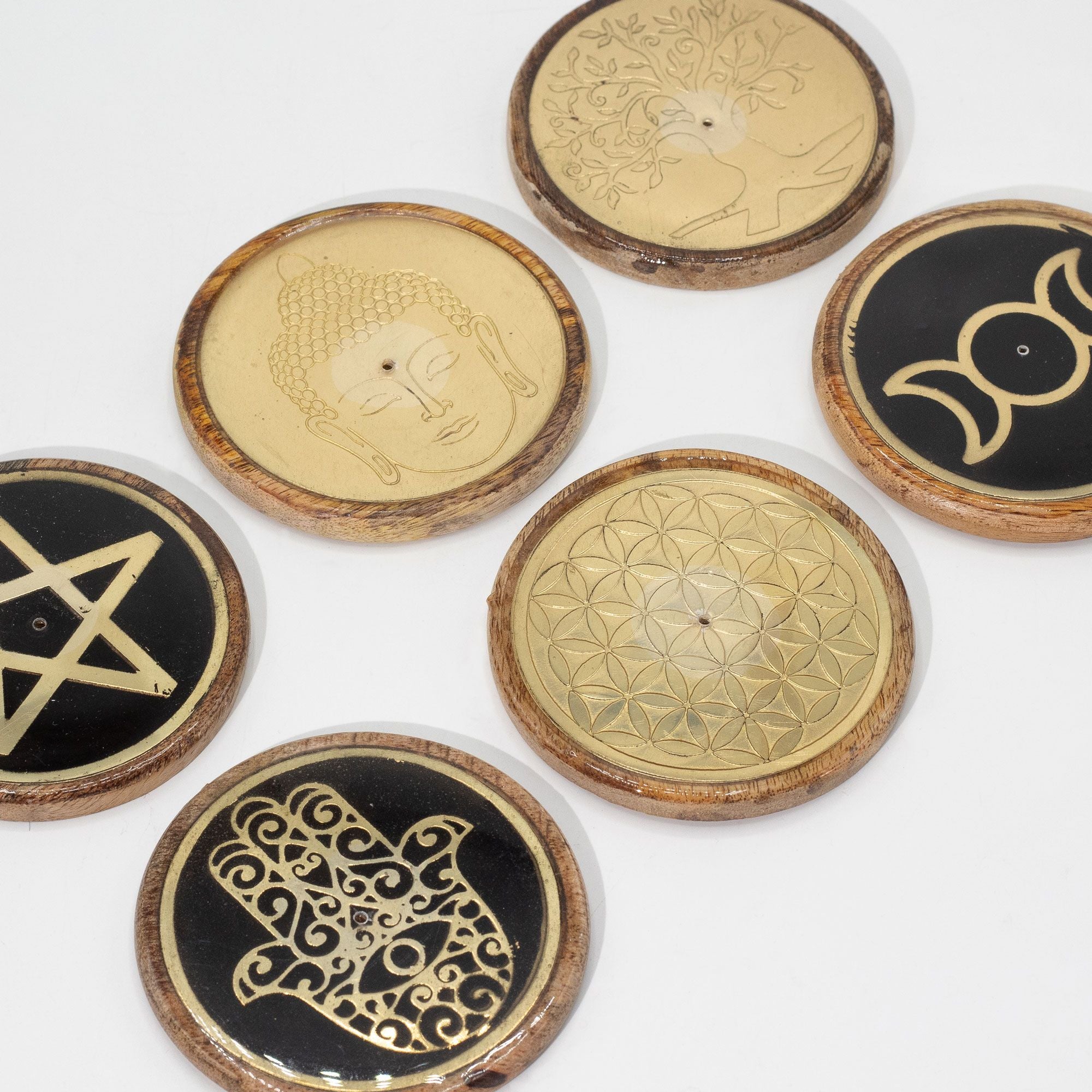 Oro y negro sobre madera de mango - Hamsa